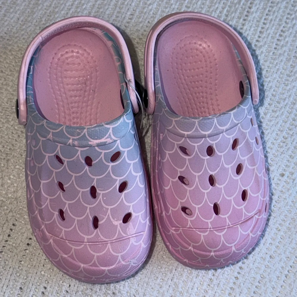 Bobbie Brooks‎ girls mermaid croc sandals size 9-10 Toddler NWT NEW